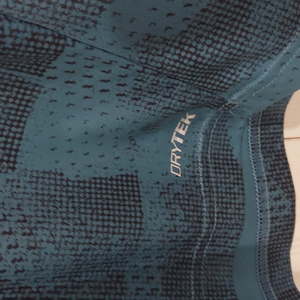 Mens XL drytek tek gear active shirt - Picture 2 of 3